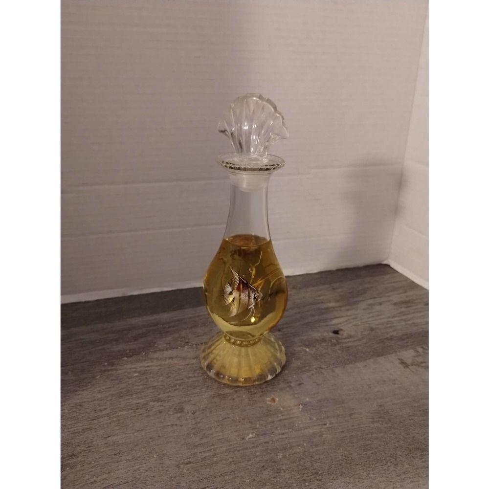 Vintage Avon Sea Fantasy Skin-So-Soft Bath Oil Bud Vase 6 oz Bottle